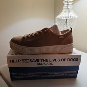 Skechers Women's Vegan Chestnut Brown Low-Top Sneakers